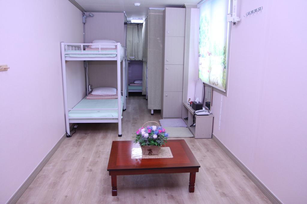 גייאונגג'ו Hostel Dahyun & Guesthouse מראה חיצוני תמונה