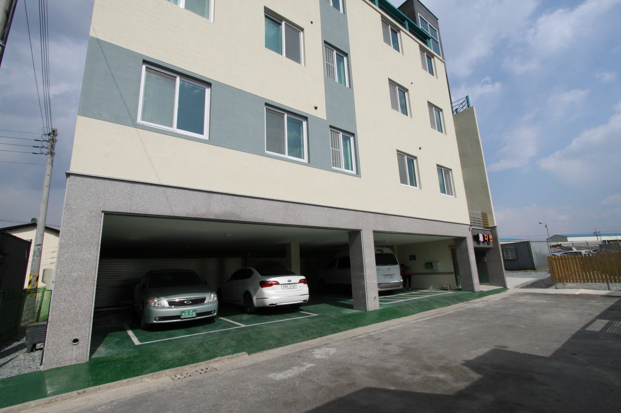 גייאונגג'ו Hostel Dahyun & Guesthouse מראה חיצוני תמונה